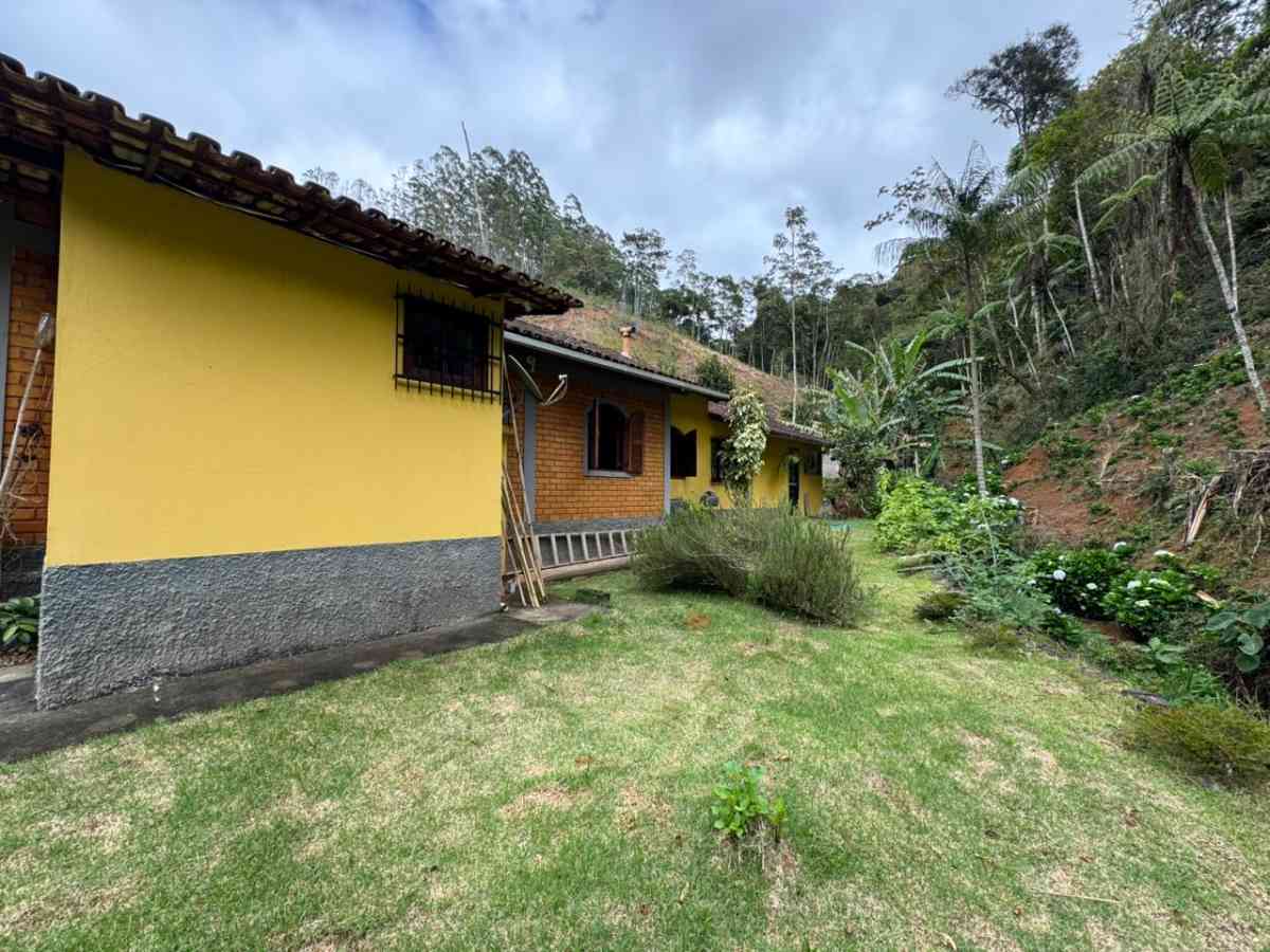 CHÁCARA RESIDENCIAL