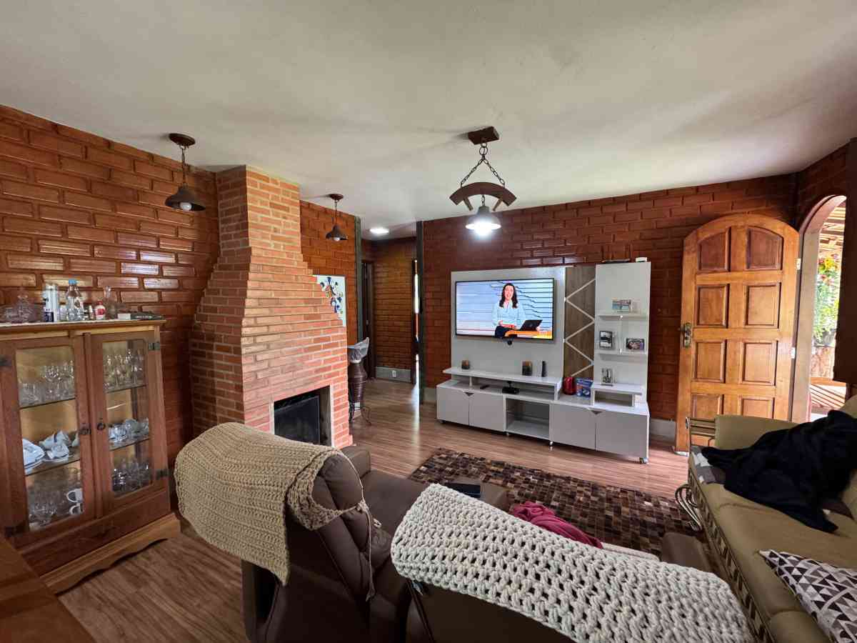 CHÁCARA RESIDENCIAL