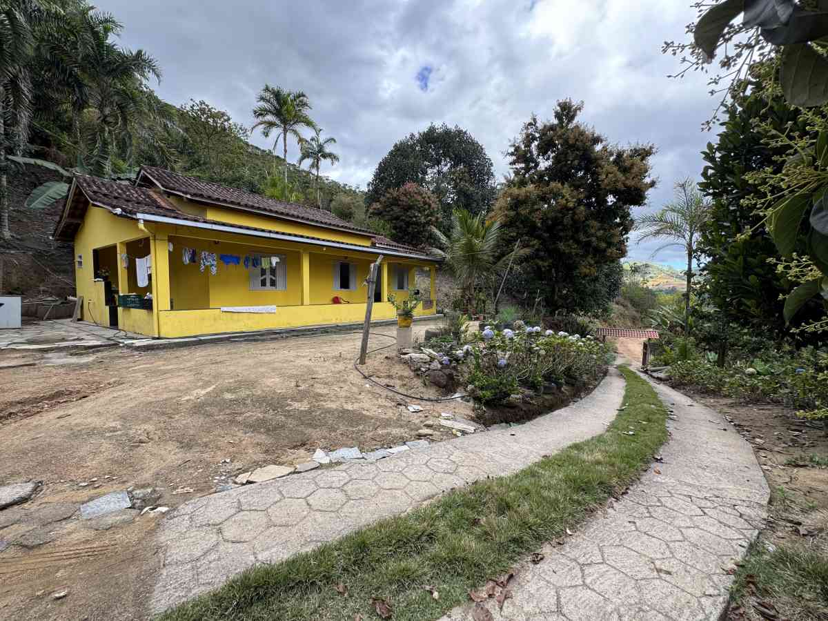 CHÁCARA RESIDENCIAL