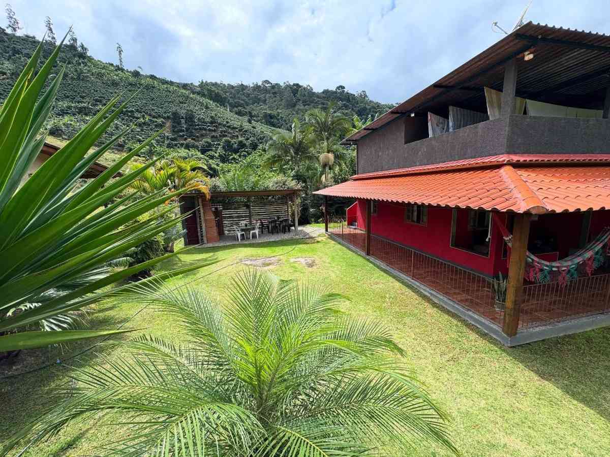 CHÁCARA RESIDENCIAL