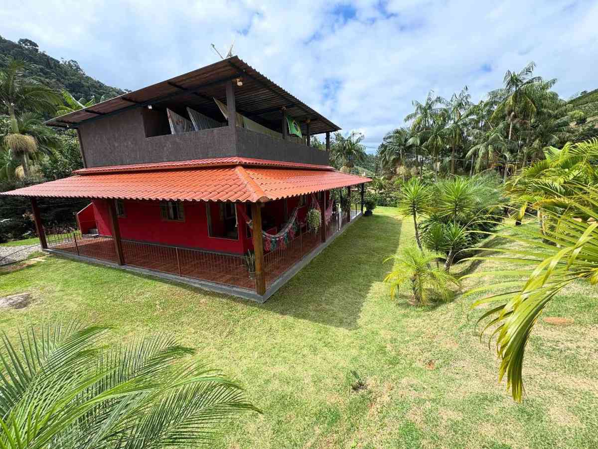 CHÁCARA RESIDENCIAL