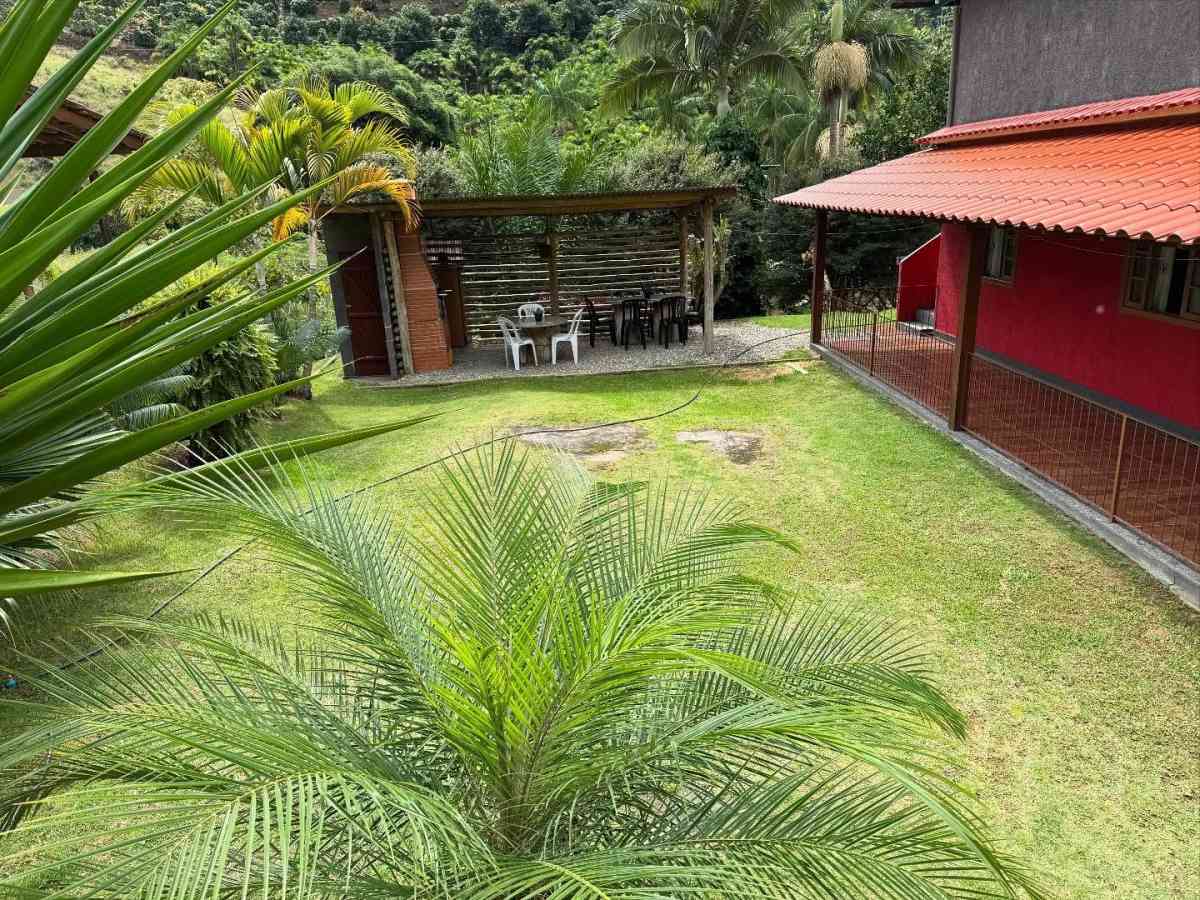 CHÁCARA RESIDENCIAL