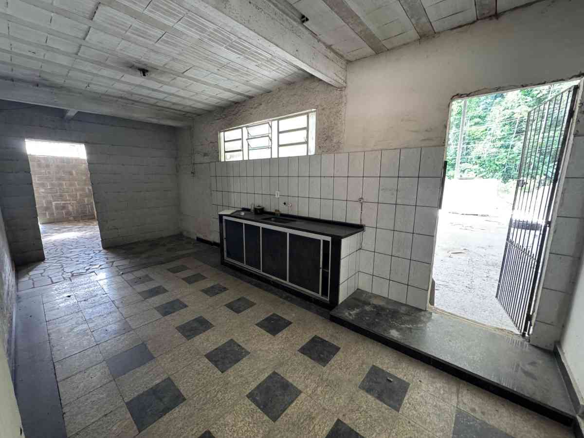 GALPÃO DISPONÍVEL PARA LOCAÇÃO