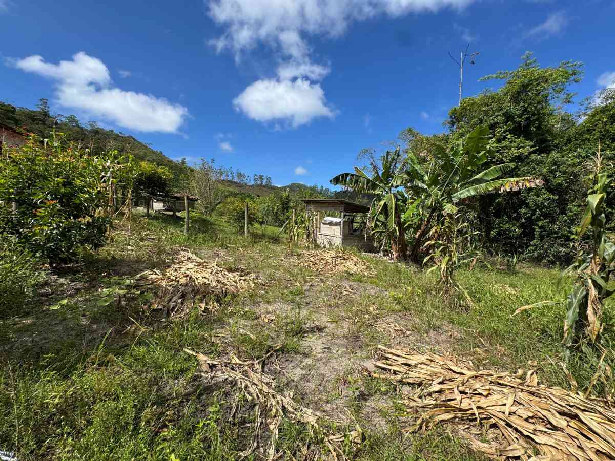 CHÁCARA RESIDENCIAL