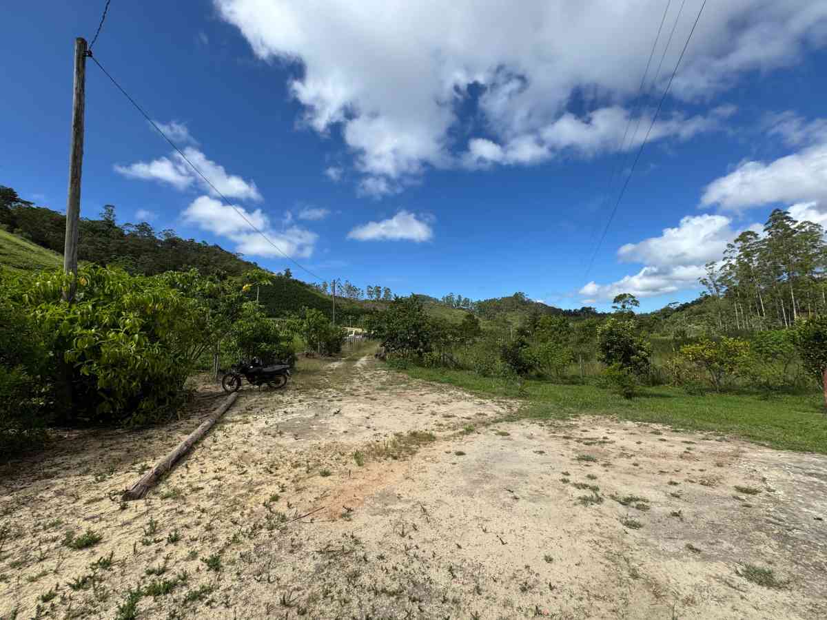 CHÁCARA RESIDENCIAL