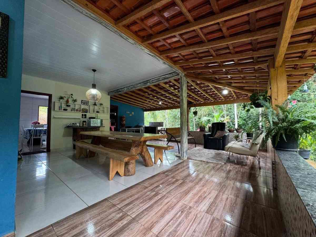 CHÁCARA RESIDENCIAL